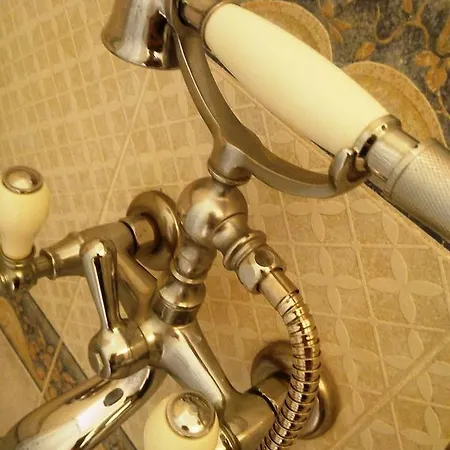 Linouria بيت ضيافة 3*